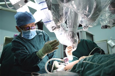 机器人达芬奇 入华这十年_复星医药_股市头